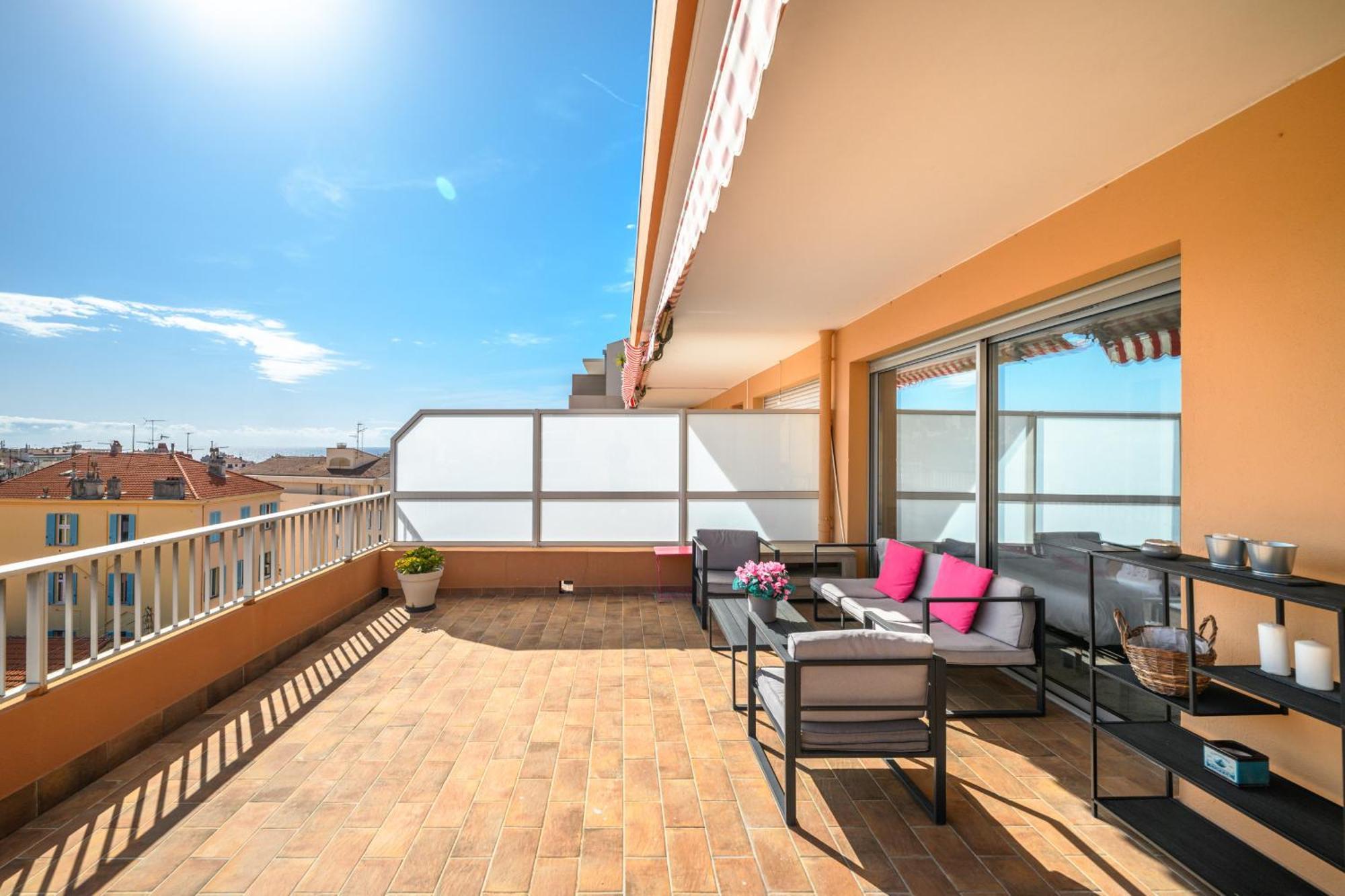 'L'Alicante Proche' Gare, Terrasse, Vue Mer Menton Buitenkant foto