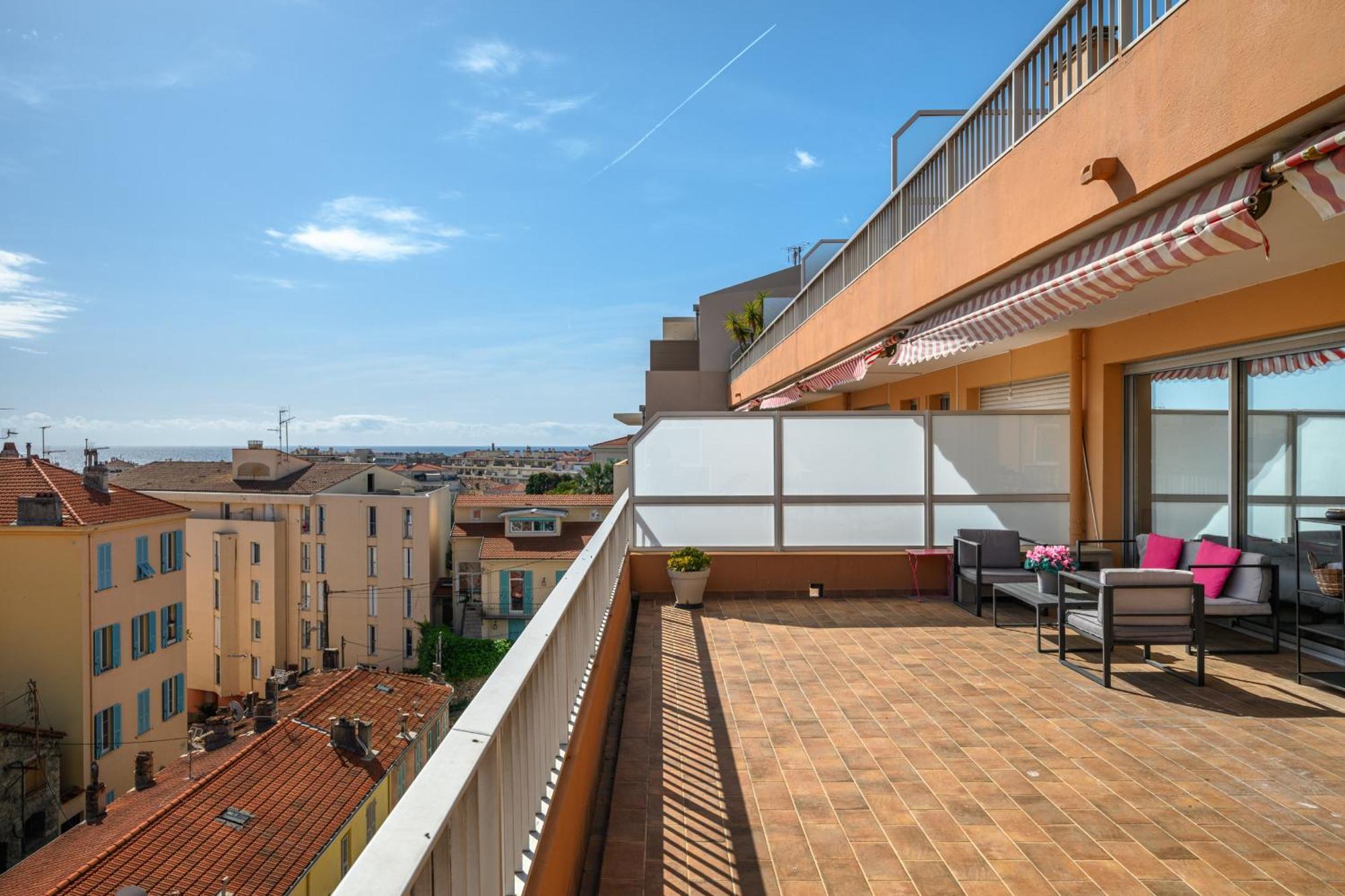 'L'Alicante Proche' Gare, Terrasse, Vue Mer Menton Buitenkant foto