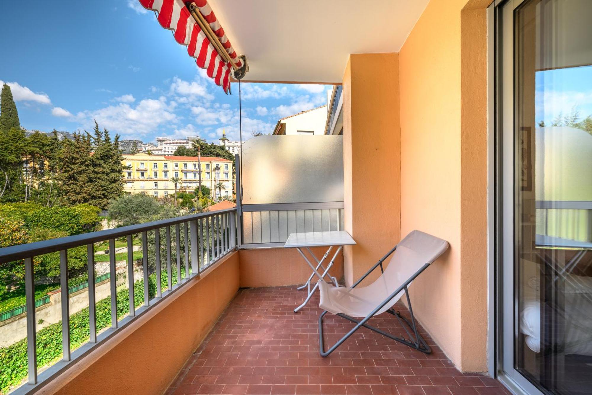 'L'Alicante Proche' Gare, Terrasse, Vue Mer Menton Buitenkant foto